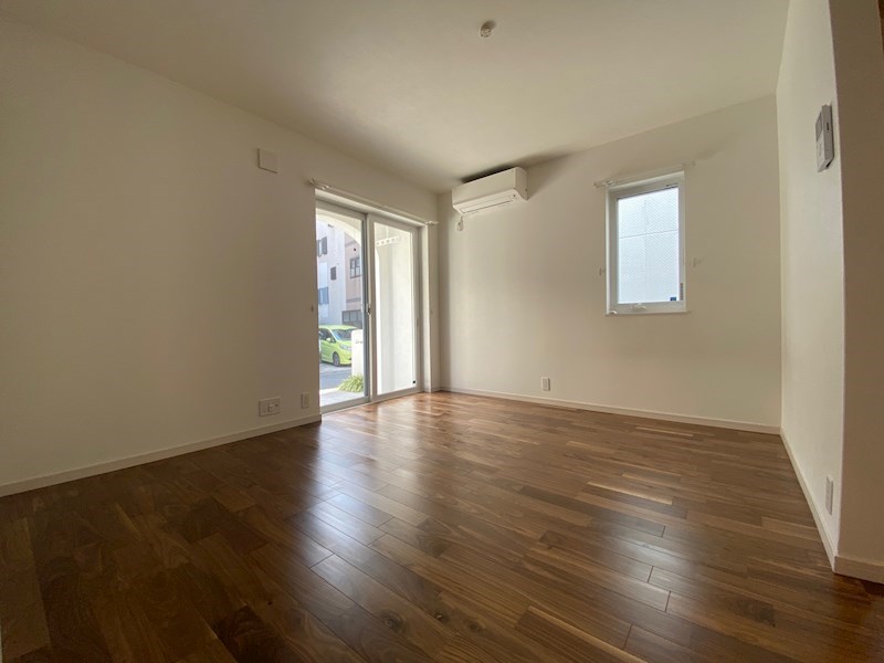 その他部屋・スペース　角部屋、2面採光の明るいお部屋です