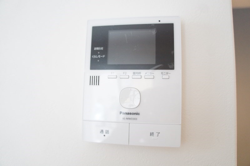 セキュリティ　ひと目で来客者の確認ができるTVモニターフォン