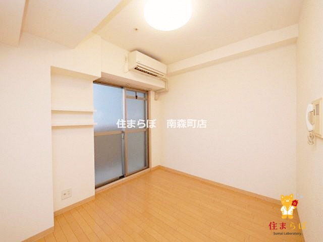 居室・リビング　「“合う暮らし”を、LINEで一緒に描こう。」