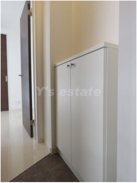 玄関　同仕様・同タイプ