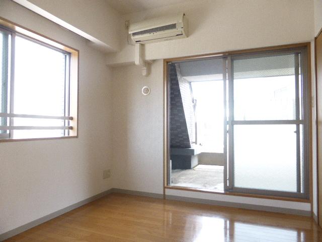 居室・リビング　居室※別部屋参考写真