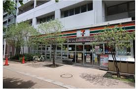 コンビニ　セブンイレブン芝浦ベイワード店（コンビニ）まで61m