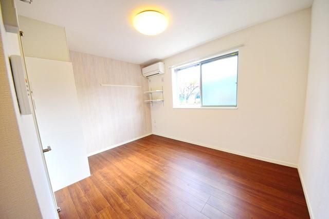 居室・リビング　★明るい室内★