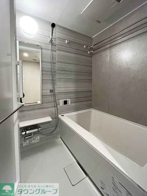 バス・シャワールーム　バス
