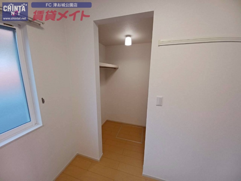 収納　同タイプ部屋写真です。