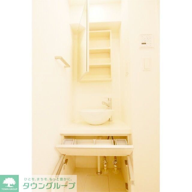 洗面設備　お部屋探しは株式会社　タウンハウジング　までお気軽にお問合…