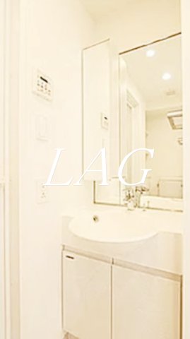 洗面設備　洗面台です。