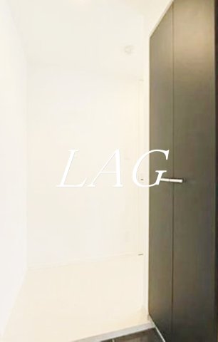 玄関　玄関です。