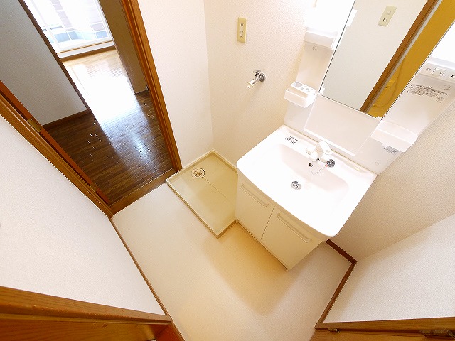 洗面設備　独立洗面化粧台付き