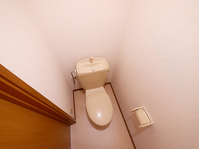 トイレ　ゆったりとした空間のトイレです