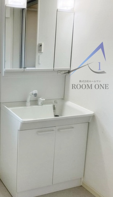 洗面設備　洗面台です。