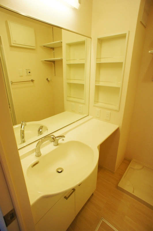 洗面設備　広い洗面スペースです★