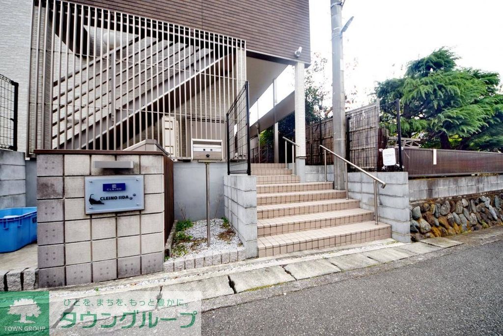 エントランス　★日当たりも良好です★