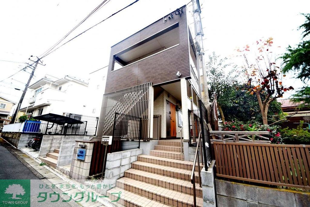 建物外観　★人気の築浅物件です★