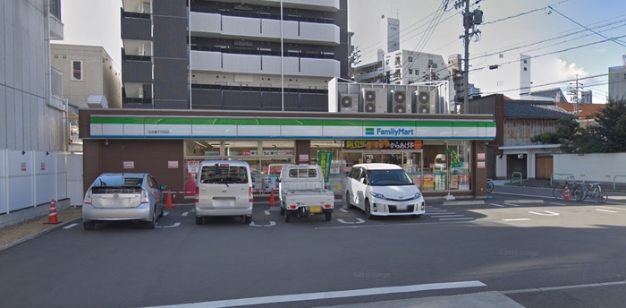 コンビニ　FamilyMart　名古屋千代田店（コンビニ）まで210m