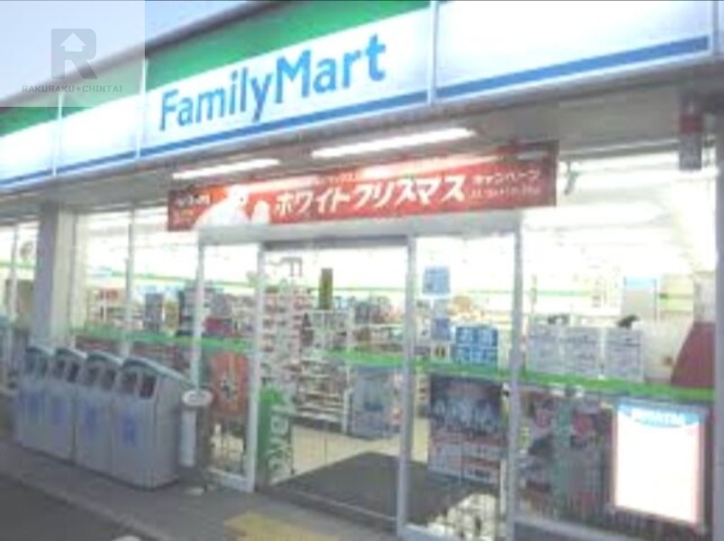 コンビニ　ファミリーマート西堤本通西店（コンビニ）まで438m
