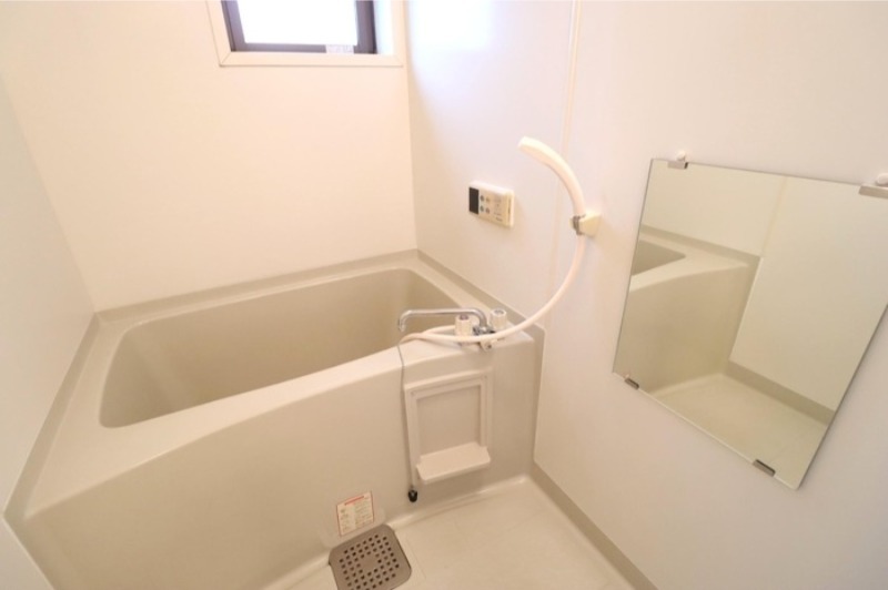 バス・シャワールーム　図面と現状に相違がある場合には現状を優先