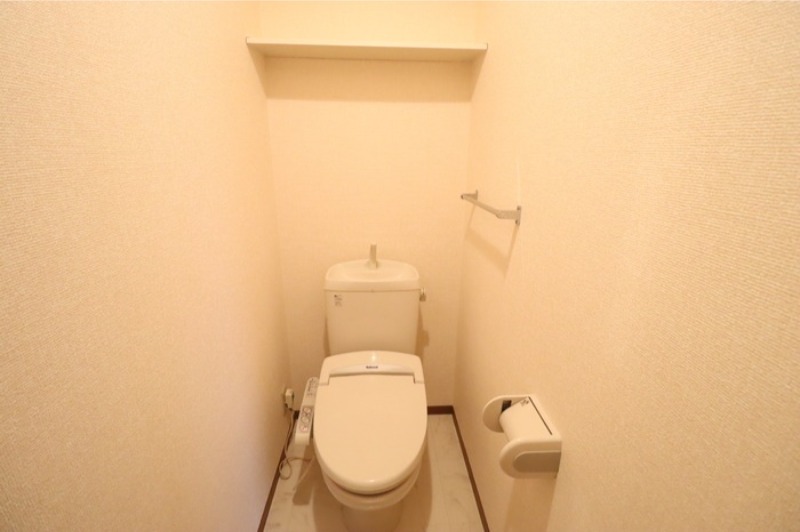 トイレ　図面と現状に相違がある場合には現状を優先