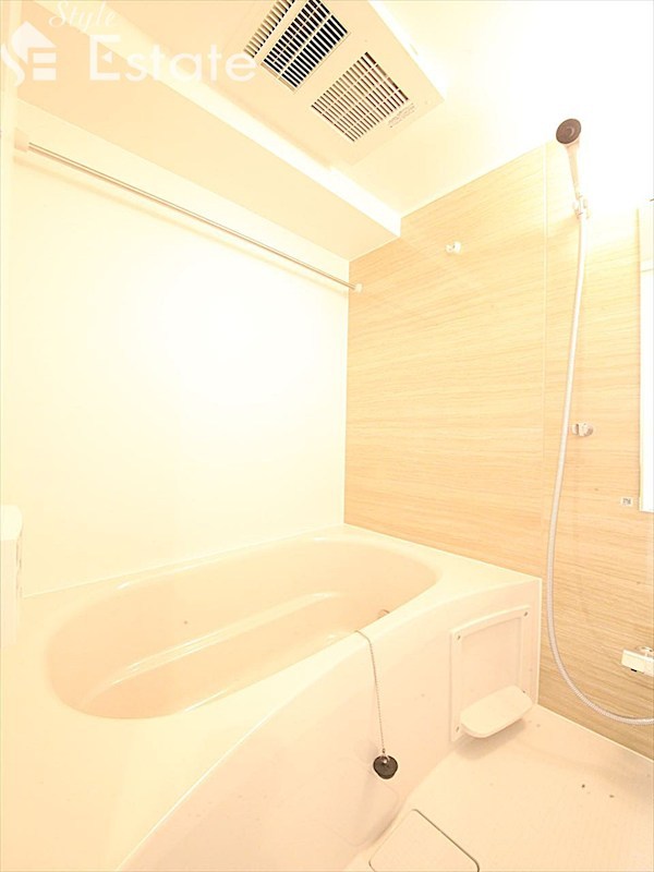 バス・シャワールーム　バスルーム