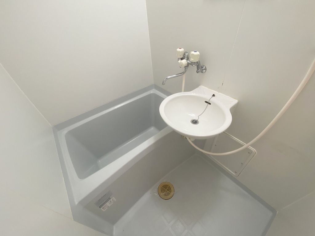 バス・シャワールーム　洗面