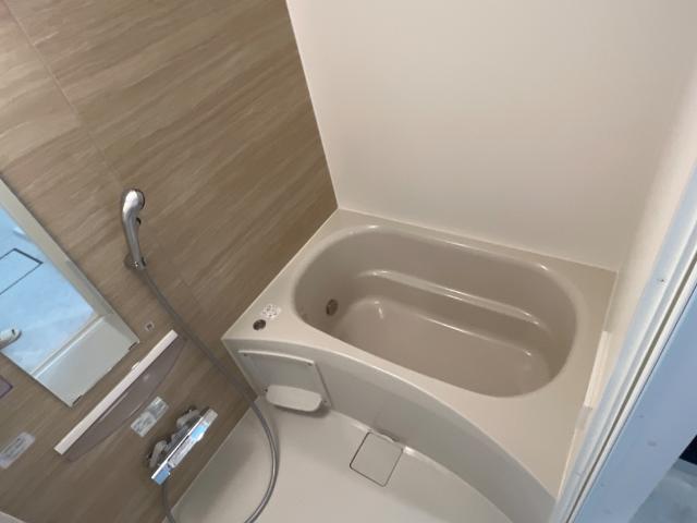バス・シャワールーム　バス（イメージ）