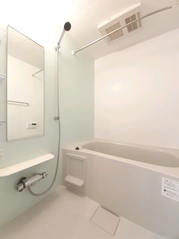 バス・シャワールーム　図面と現状に相違がある場合には現状を優先