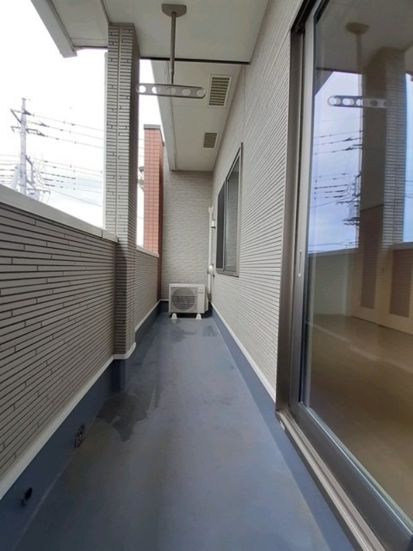 バルコニー　図面と現状に相違がある場合には現状を優先