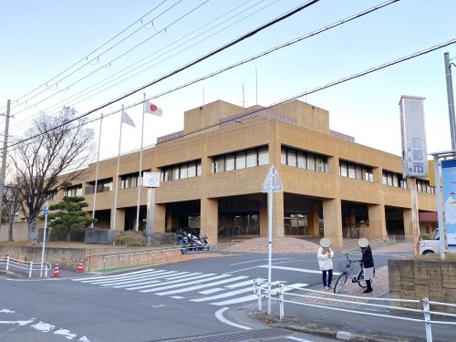 役所　高石市役所（役所）まで325m