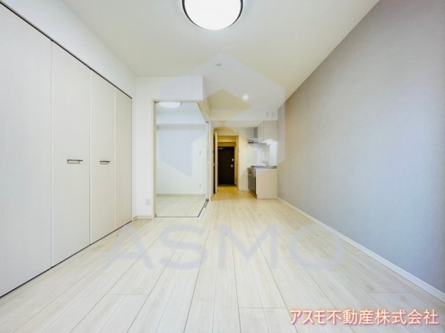 居室・リビング　同マンション別部屋　参考写真