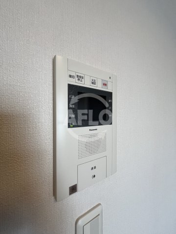 セキュリティ　コンフォリア江坂　モニター付きインターホン