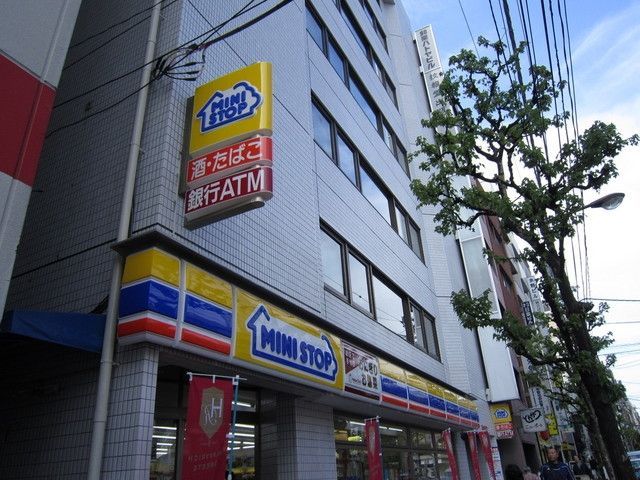 コンビニ　ミニストップ（コンビニ）まで250m