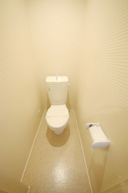 トイレ　★お部屋探しは株式会社タウンハウジング東京まで★