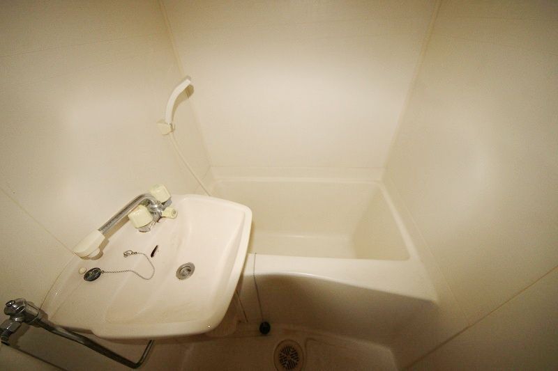 バス・シャワールーム　バス