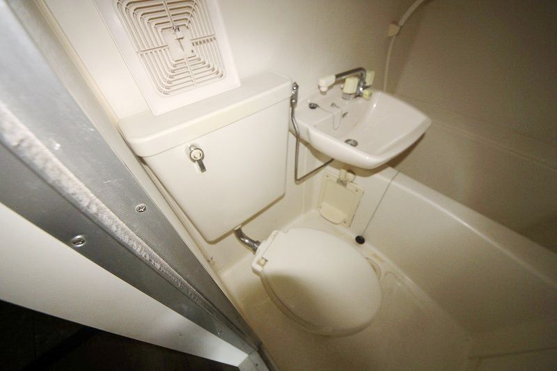 トイレ　トイレ