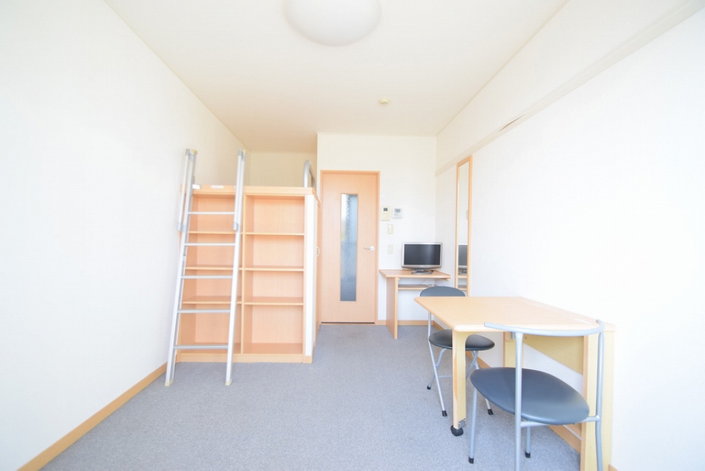 居室・リビング　現況を優先