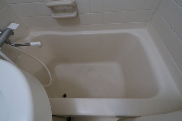バス・シャワールーム　♪ゆっくり浸かれるバスタブ