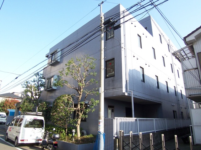 建物外観　★３５０ｍ圏内にスーパー・コンビニあり★