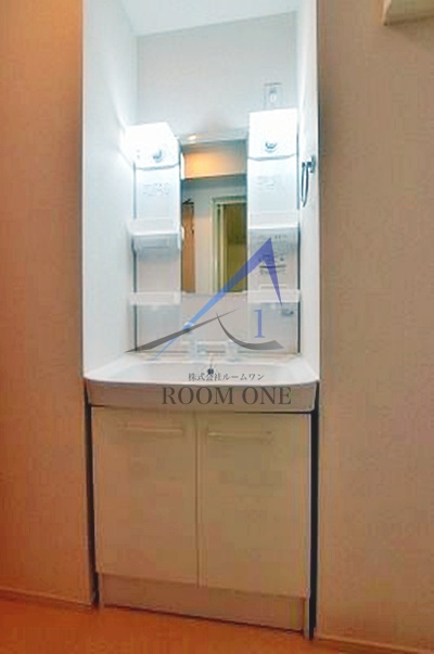 洗面設備　洗面台です。