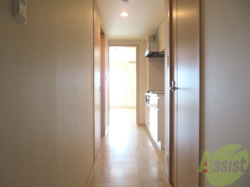 玄関　玄関から撮影しました。広々としていて走りたくなりますね。