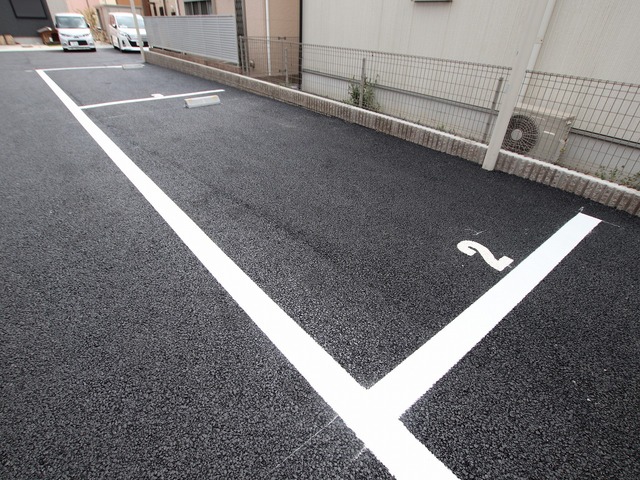駐車場　駐車場（要空き確認）