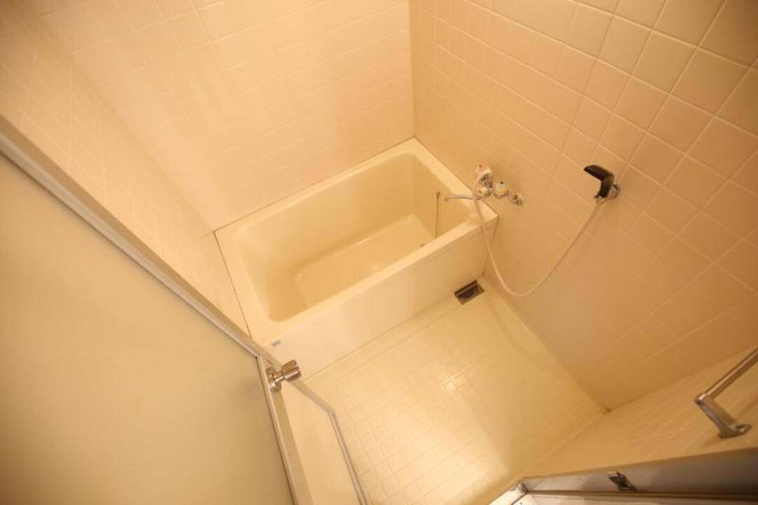 バス・シャワールーム　浴室