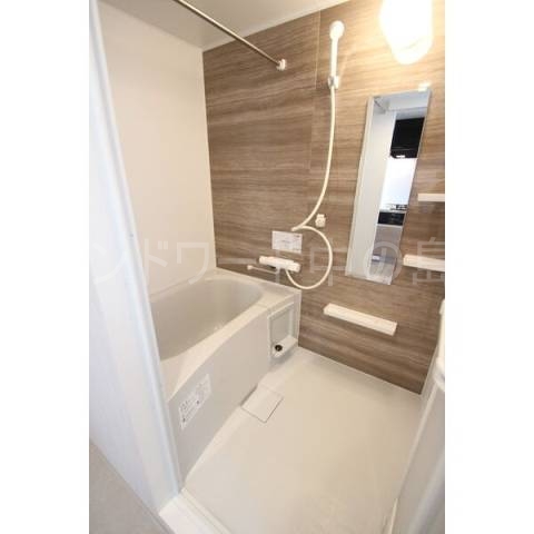 バス・シャワールーム　詳細は、ウィンドワード中の島店までご相談下さい。