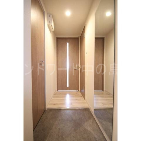 玄関　詳細は、ウィンドワード中の島店までご相談下さい。