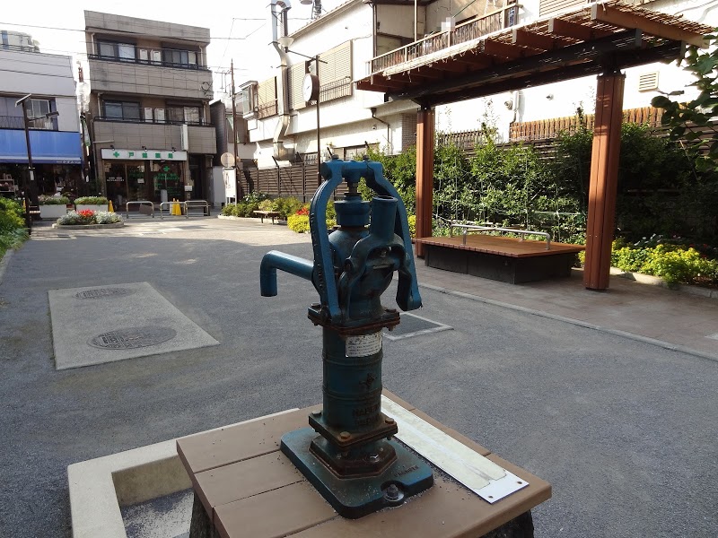 公園　宮前花広場（公園）まで13m