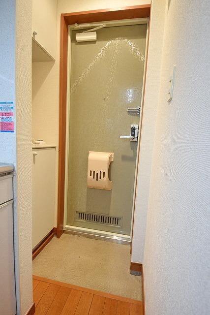 玄関　★シューズボックス付きの玄関です★
