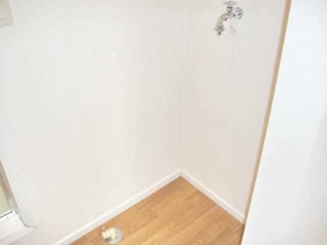 洗面設備　★室内洗濯機置場★