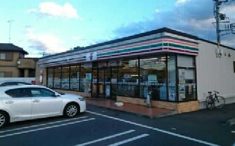 コンビニ　セブンイレブン（コンビニ）まで1000m