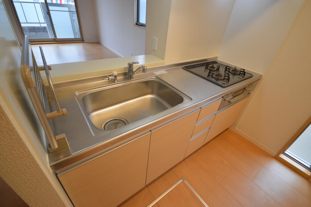 キッチン　参考写真、現況優先です