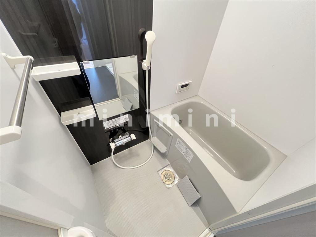 バス・シャワールーム　同シリーズの別物件のものです。現状優先。