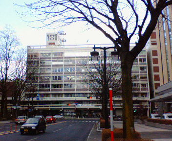 役所　盛岡市役所（役所）まで294m